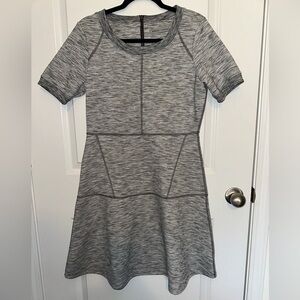 NWOT ATHLETA -Women’s Size Medium Heather Grey A-Line Short/Cap Sleeve Dress